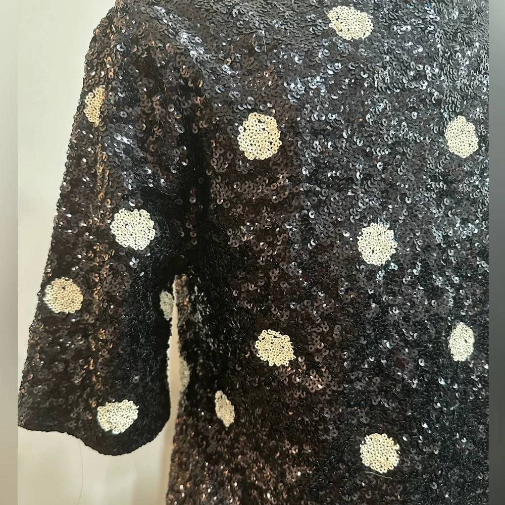 J. Crew black And White Polka Dot Sequin Top. size Small. Excellent Cond…